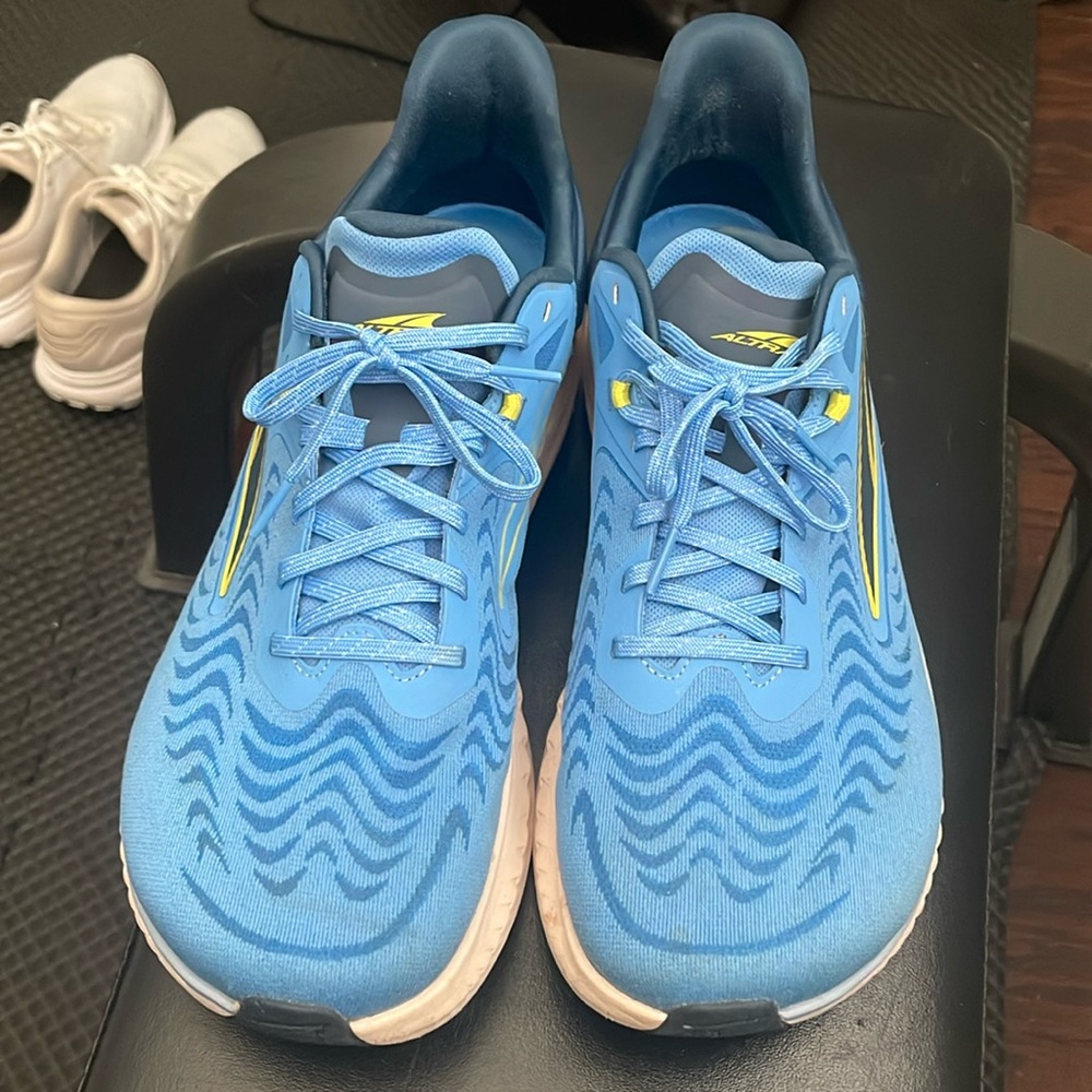 Men’s Altra Torin 7 size 11